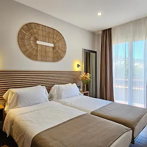 Хостел Lagom New, 5 Min Walk From The Sea, Льорет-де-Мар